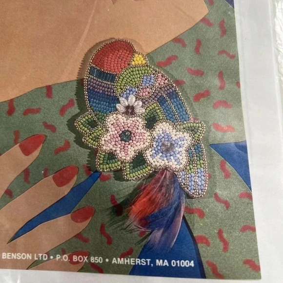 ANN BENSON NEW SEALED PARROT PIN KIT B018, BEADS CRYSTALS TURQUIOSE AMETHYST - Picture 1 of 12